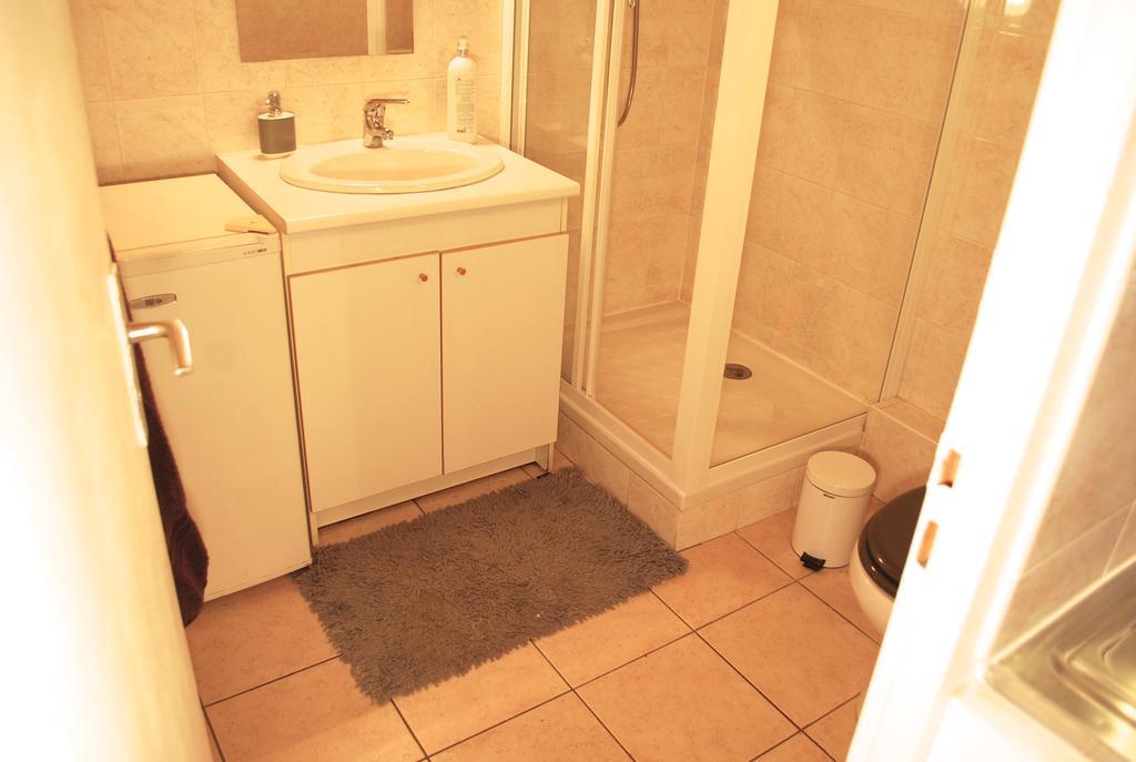 L'Appartement Du Parc Lyon Luaran gambar